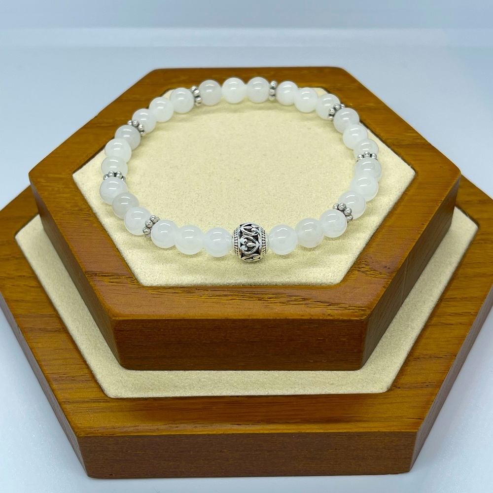 2/$25 White Jade Bracelet